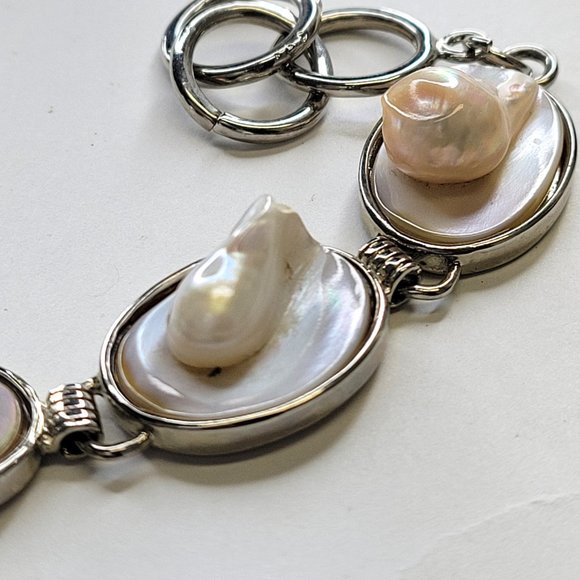 Genuine Freshwater Pearl Bracelet - Picture 4 of 12
